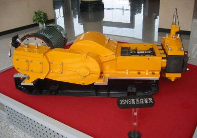黑(hei)鏇風(feng)三(san)缸註(zhu)漿(jiang)機(ji)
